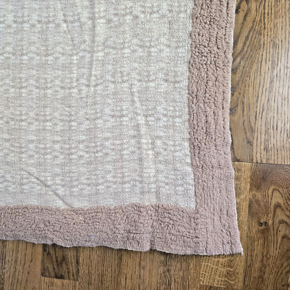 Vintage Chenille Throw 60x73 Mauve Peach Cottage Bedspread Small Blanket